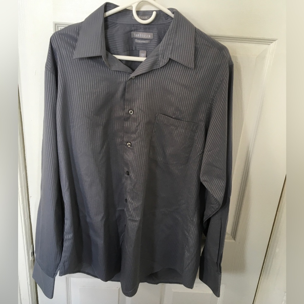 Van Heusen Gray with Silver Stripes Dress Shirt Size 16 1/2 - 34/36